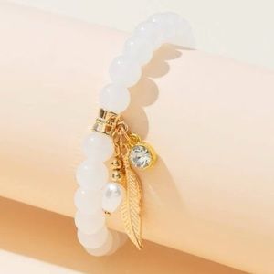 Feather Charm Beaded Bracelet Stretch